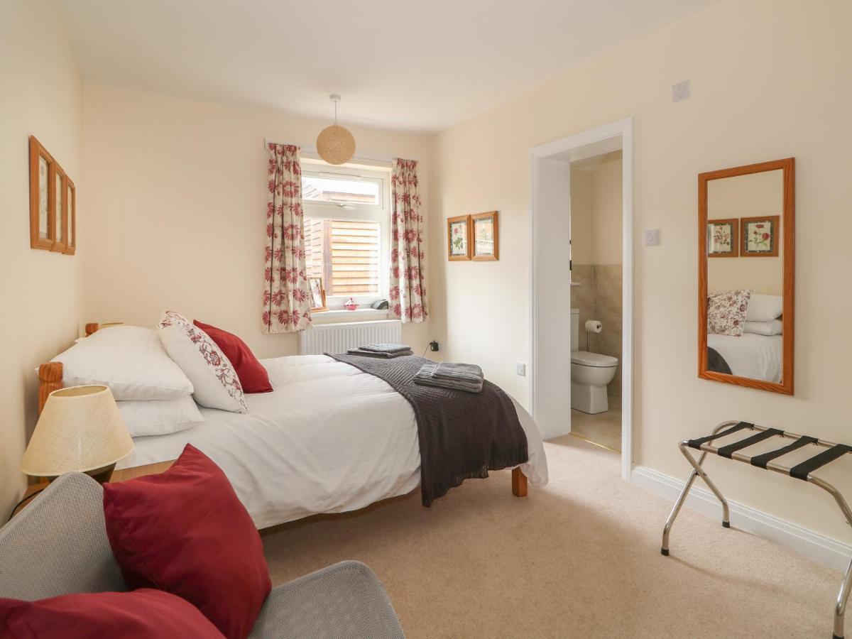 Waverley Spilsby Ngoại thất bức ảnh